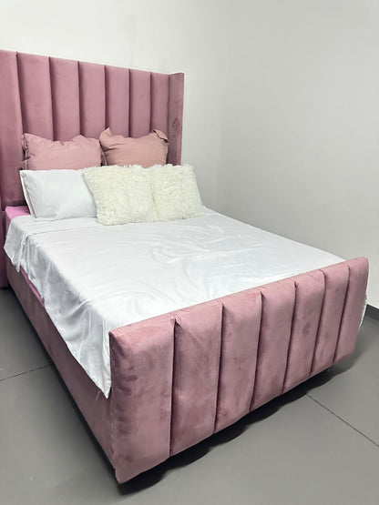 Headboard and Bed FramePaneled Normal Size Headboard + Bed frame 
Upgrade your bedroom with our Luxe Paneled Full Headboard and Bed frame in luxurious velvet. The perfect combination of soLuxe Living InteriorsLuxe Panel Sleigh Bed